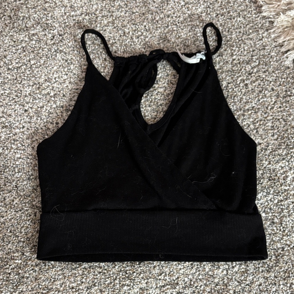 Black Sleeveless Crop Top